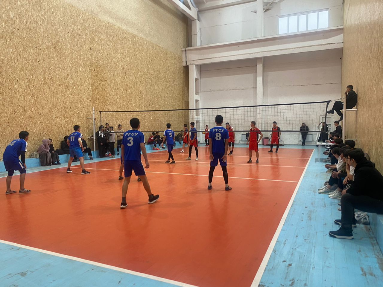 Внутривузовский турнир по волейболу