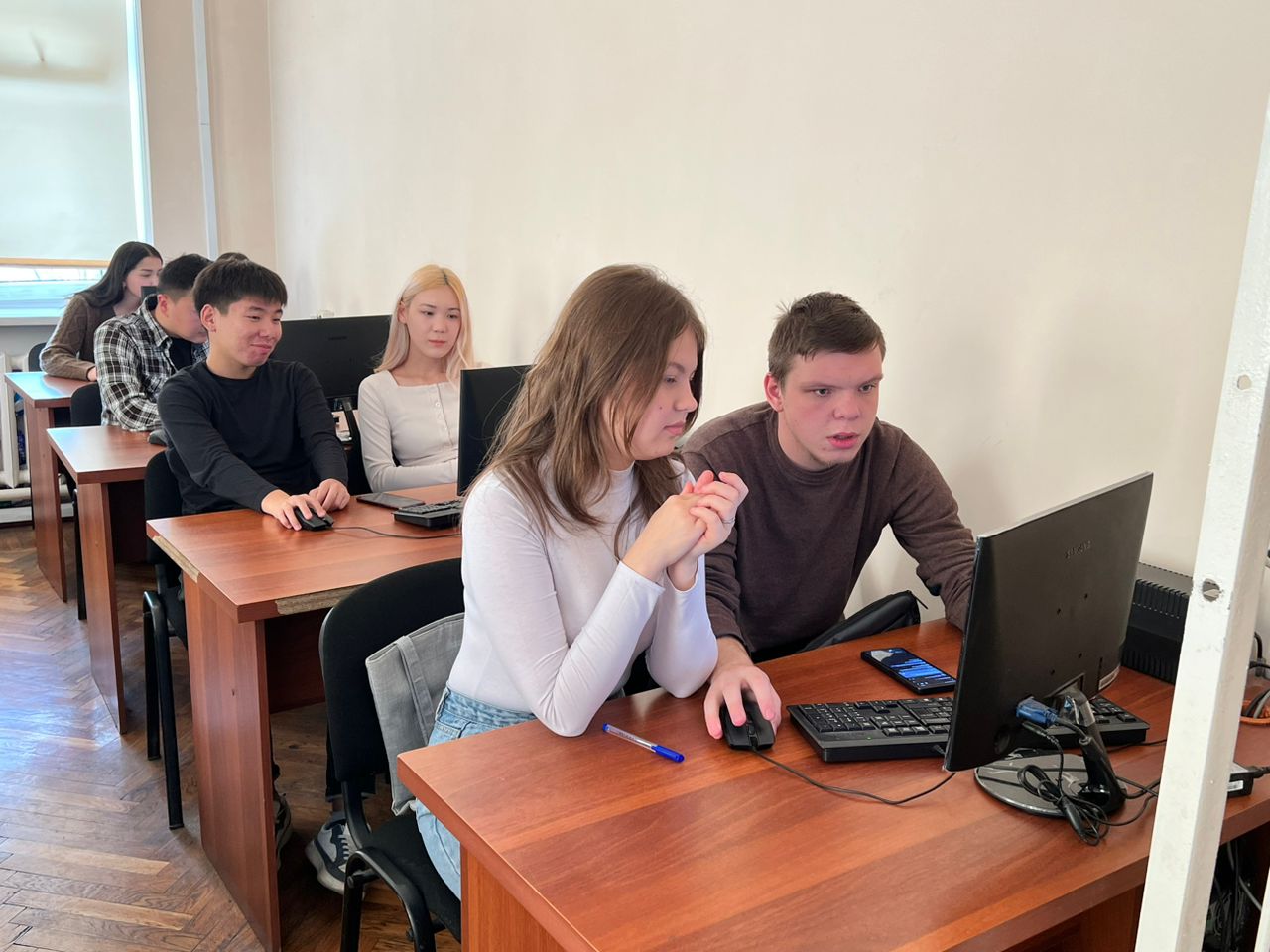 Cтуденты и преподаватели филиала РГСУ в г. Ош приняли участие в I Международной просветительской акции «Евразийский экологический диктант»